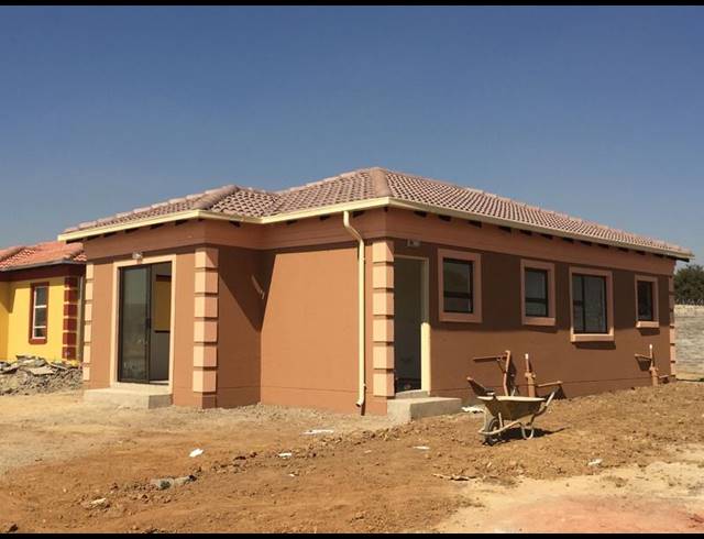2 BEDROOM HOUSE FOR SALE IN RIVERSDALE